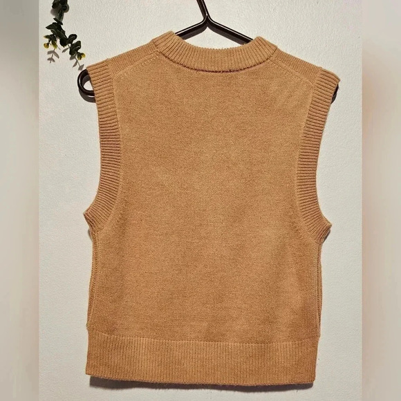 French Connection Crewneck Vest Pullover Sweater  Beige Side Slit Sz Small - Picture 2 of 7
